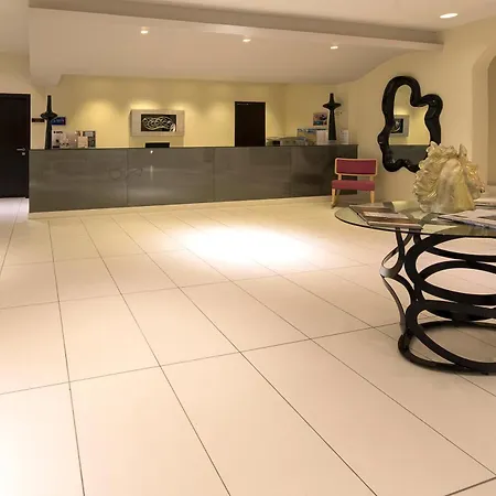 Otel Golden 4*
