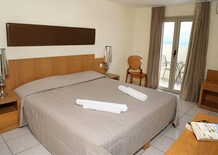 Hotell Golden Hersonissos (Crete)