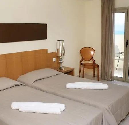 Golden 4* Hersonissos (Crete)