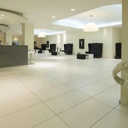 Golden Hotel 4*