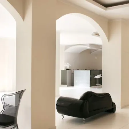 Hotell Golden 4*