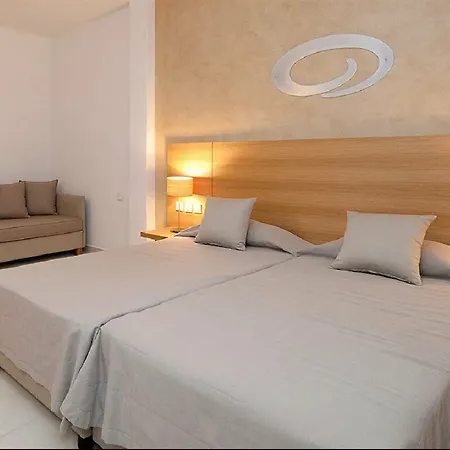 Ξενοδοχείο Golden 4*