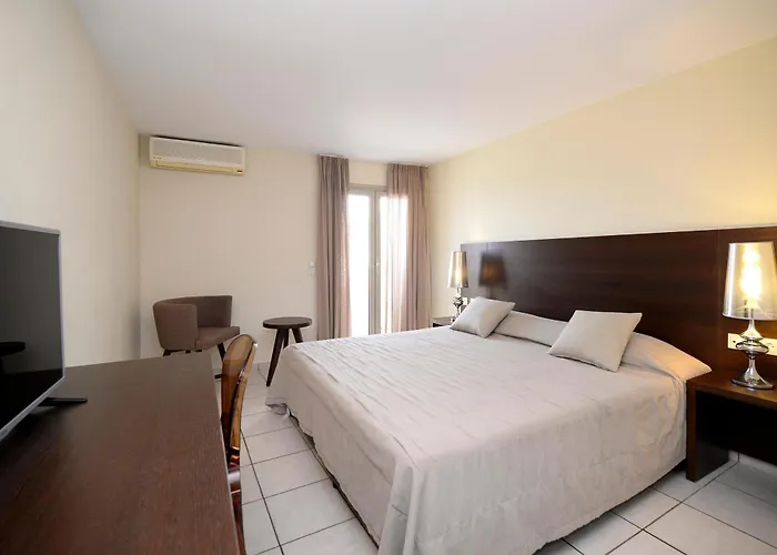 Готель Golden Херсонісос